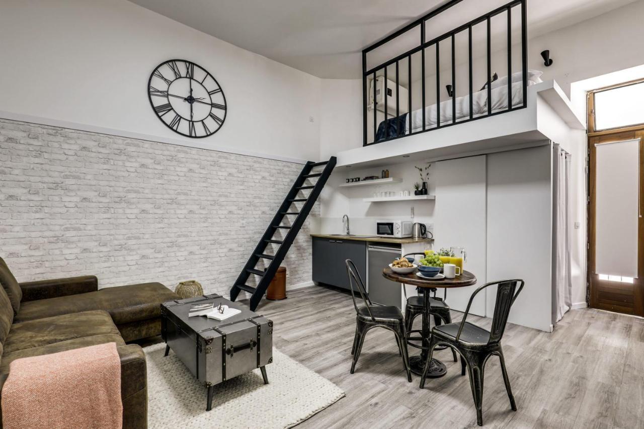 Modern French Studio In Paris Apartamento Exterior foto